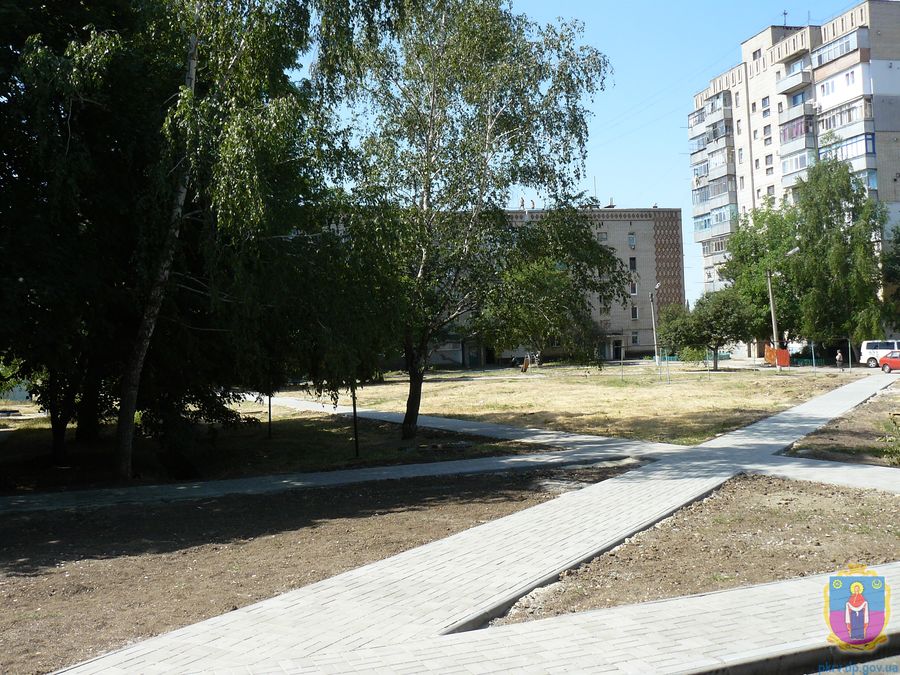 на центральній,57 завершено ремонт внутрішньоквартальної території. Зображення 1