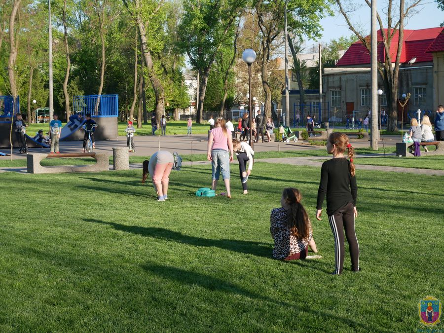 у центральному парку відкрито суботні кіносеанси . Зображення 3