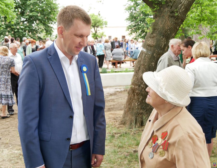 пам’ять народна – жива, подвиг-незабутній. Зображення 4