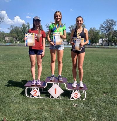 переможний травень юних спортсменів покрова. Зображення 9