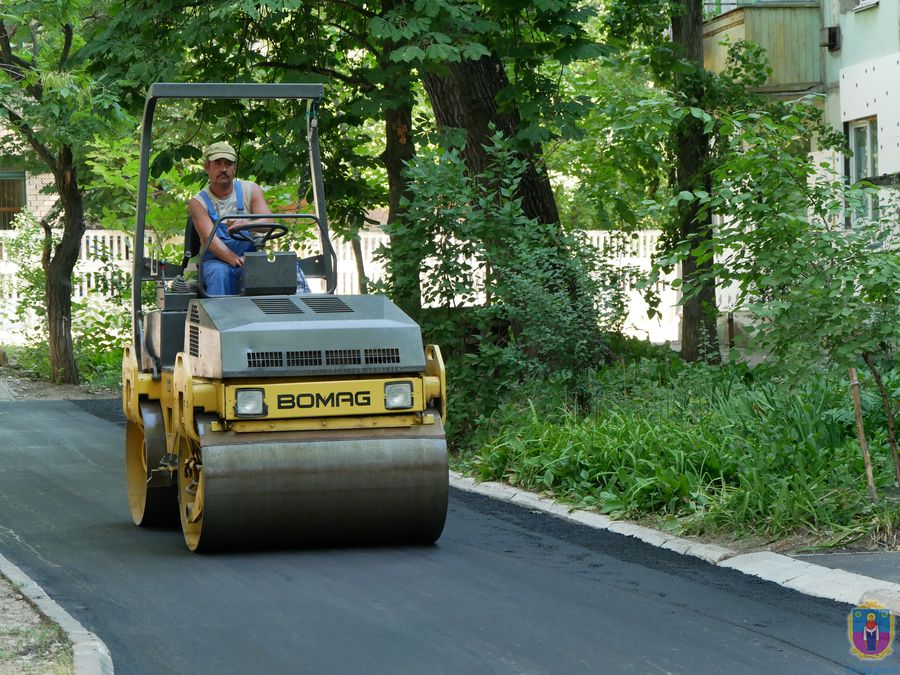 продовжуються ремонти внутрішньоквартальних територій. Зображення 3