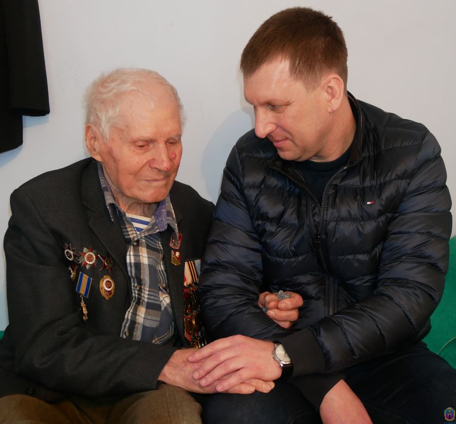 «ваше життя – то приклад для кожного з нас!» міський голова привітав ветеранів, учасників бойових дій, з 75 річницею звільнення міста. Зображення 1